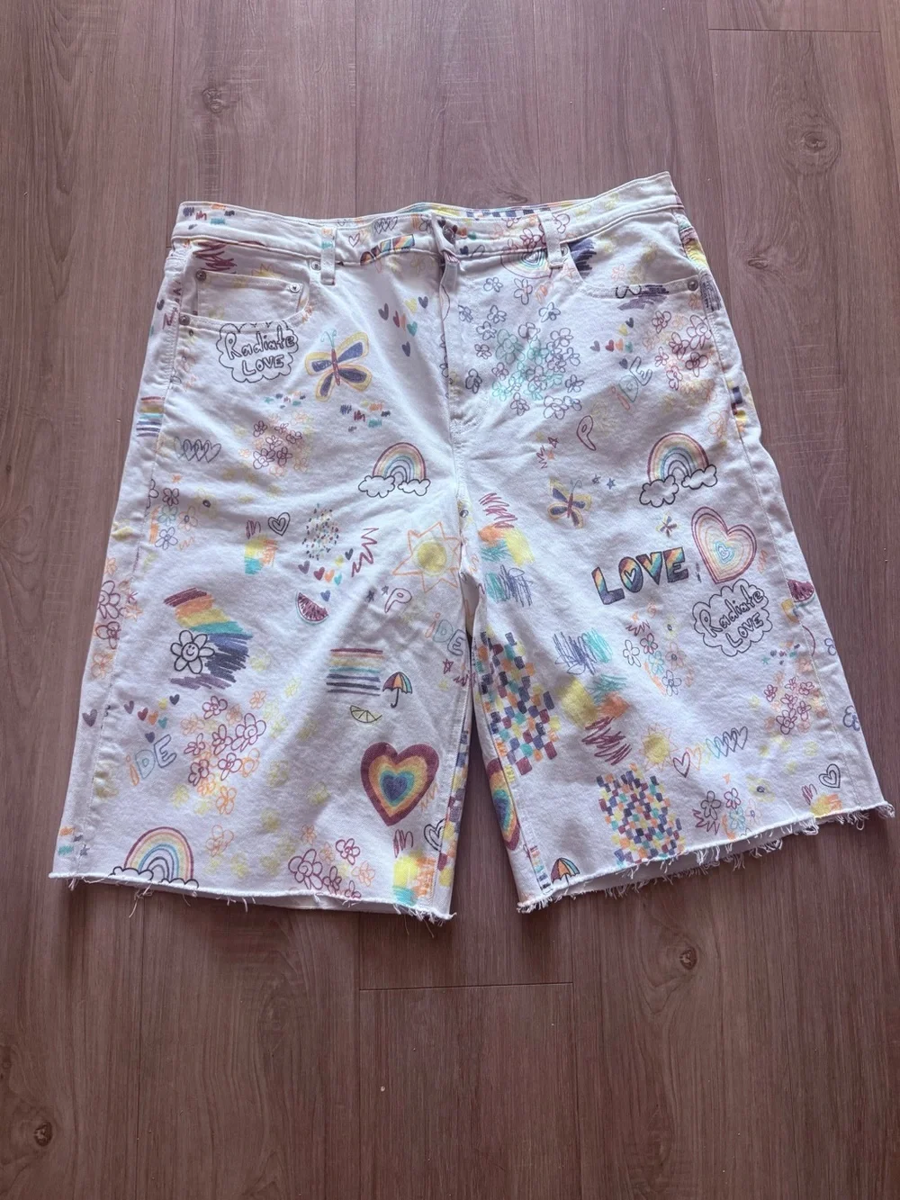 Rare Unisex AE Pride Stretch Low-Rise Baggy Bermuda Short